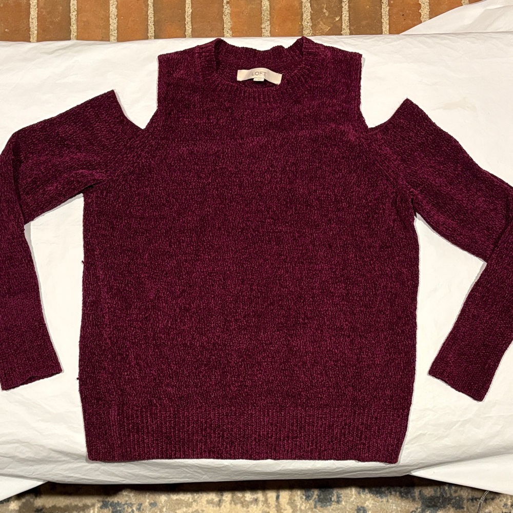 EUC Sz M LOFT Off-the-Shoulder Merlot chenille Sweater
